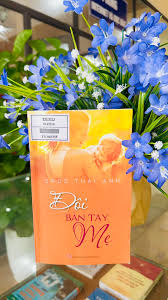 Đôi bàn tay mẹ